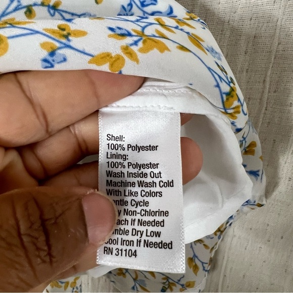 Kaari blue white blue floral off the shoulder top with neck tie ribbon size PS - Picture 4 of 6